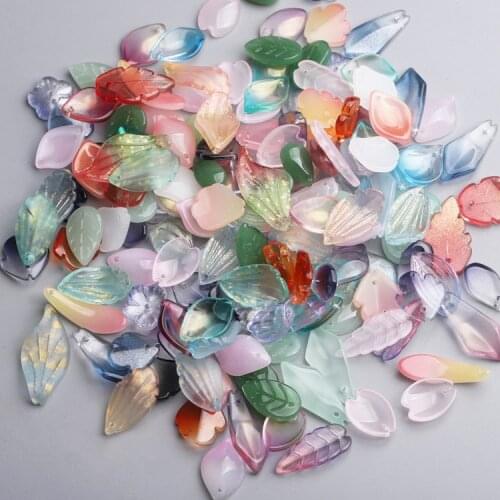50g DIY Mixed Flower Beads Petal Pendants Charms Czech Glass Loose Beads for Earrings Hair Sticks Jewelry Components Wholesale