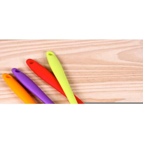 Hot Universal Heat Resistant Integrate Handle Silicone Spoon Scraper Spatula Ice Cream Cake Kitchen Tool Utensil