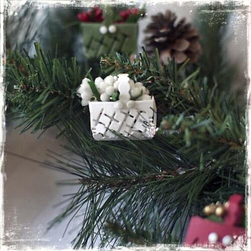 Mmao Crafts Metal Steel Cutting Dies Basket decoration Stencil For DIY Scrapbooking Paper/photo Cards Embossing Dies