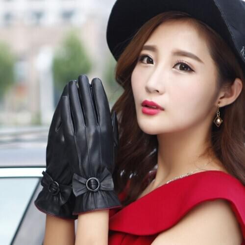 Autumn and winter new artificial sheepskin womens touch screen gloves, womens thickened outdoor riding warm Korean driving glo