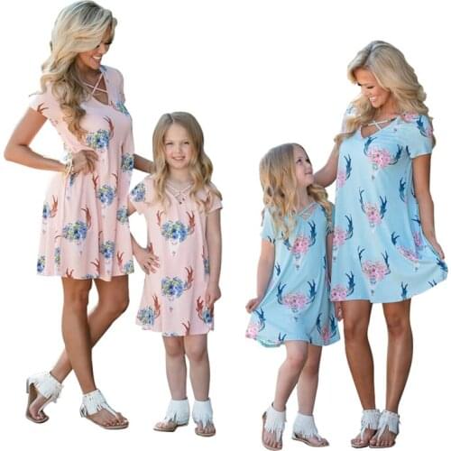 Summer Clothing Mother And Daughter Clothes Dress Mom And Daughter Dress Family Matching Clothes Girls Floral Dress