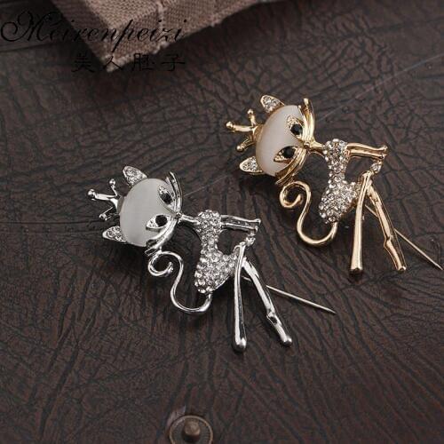 Fashion Crystal Rhinestones Sexy Fox Brooches for Women Cute Animal Lapel Pin Brooch Jewelry Badge Scarf Accessories