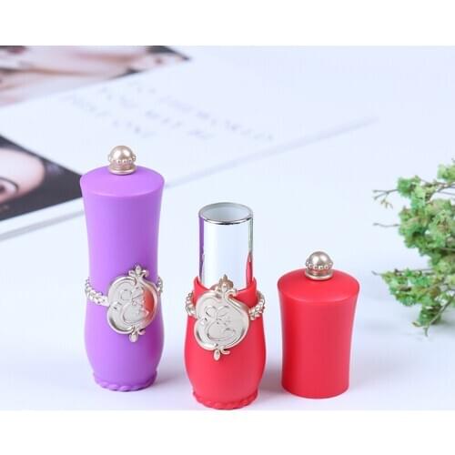 1pcs Empty Lipstick Tube Palace Style DIY Lip Balm Stick Refillable Bottle Container Makeup Tools Accessories Women Beauty
