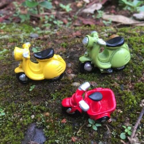 ZOCDOU 1 Piece Motorcycle Motorbike Motor Van Autobike Go Shopping Model Small Statue Figurine Crafts Figure Ornament Miniatures