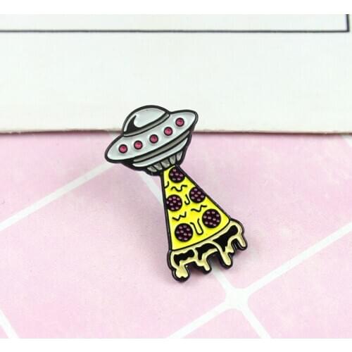 UFO Pizza Brooch Little Alien Spaceship Enamel Badge Fun Universe Pizza Food Accessories Shirt Hat Backpack Jewelry Gift