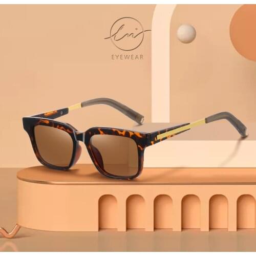 LM Trend Classic Retro Square Polarized Sunglasses Women Mirror Lens Travel Rectangle Sun glasses Oculos Lunette De Soleil Femme