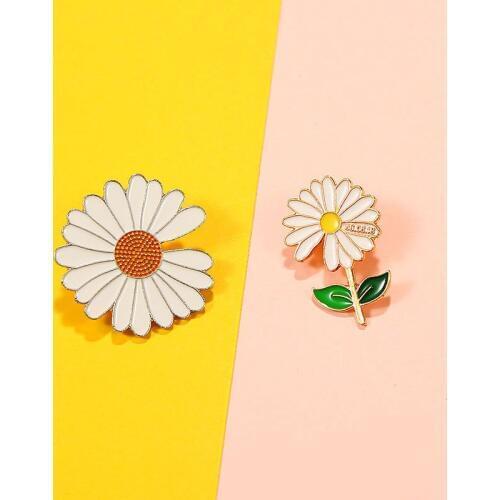 Small Daisy GD brooch accessories female sun flower cartoon alloy anti-glare buckle