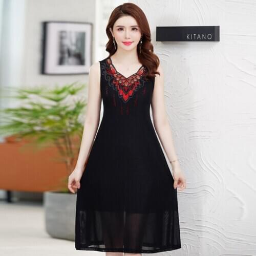 2020 Women Summer Vest Dress Vintage Embroidery Sexy Party Vestido Female Clothing A Line Black Casual Dresses Plus Size 5XL