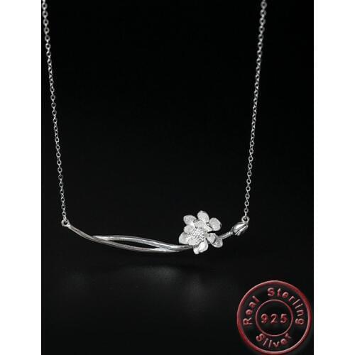 Amxiu New Handmade Lotus Flower S925 Pendant Necklace Office Lady Choker Necklace for Women Mothers Day Gift Daily Accessories