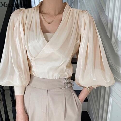 Korean Chiffon Shirt Elegant V Neck Loose Women Tops Spring Women Shirts Blouses Lantern Long Sleeve Slim Waist Blouse 14943