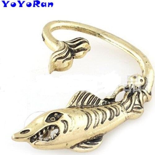 2pc Punk shark fish ear cuff clip earrings for man woman vintage metal animal ear hang hook earring jewelry gift