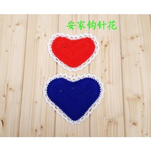 Free shipping romantic cotton crochet hearts doilies for love wedding decor 12 pic/lot wholsale heart coaster table pads mats