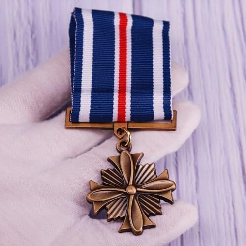 Medal Copy Replica Air Force Fly Army U.S. USA US Second World War WW 2 Flying Merit Cross Badge