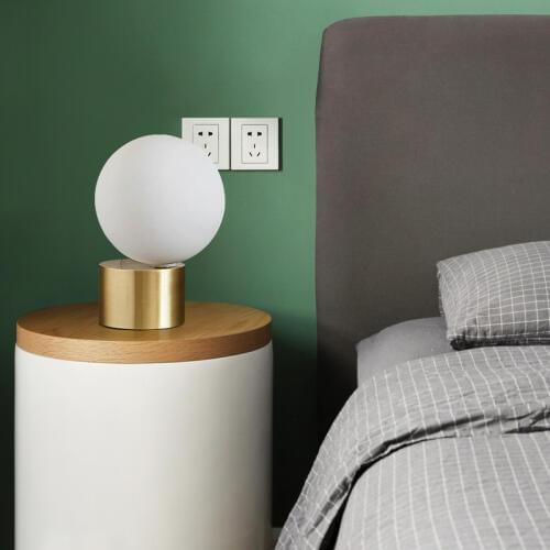 Nordic bedside lamp table lamp bedroom net red table lamp girl vibrating eye protection minimalist desk decoration lamp