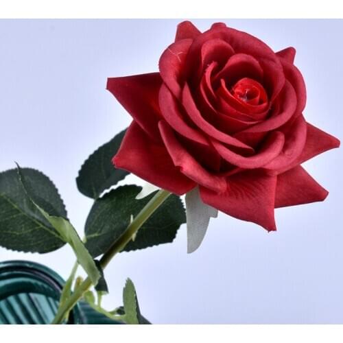High Simulation Rose Single Hand Feel Small Corner Moisturizing Hand Holding Rose Fake Flower Home Living Room Decoration