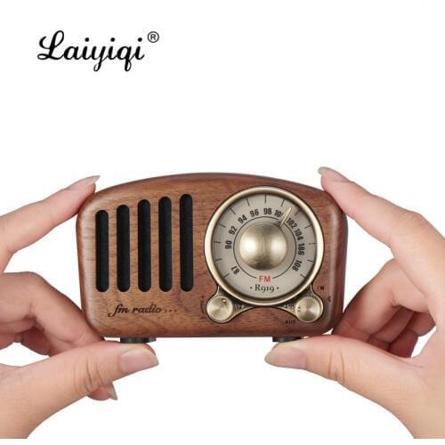 Laiyiqi 2021 Retro solid wood Mini Speaker Bluetooth 4.2 FM radio portable pocket receiver radyo aged Elderly portatil caixa som