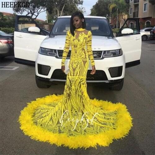 Amazing Yellow Lace See Through Prom Dresses With Feathers Long Sleeves Mermaid Plus Size Black Girls Special Occasion Dress