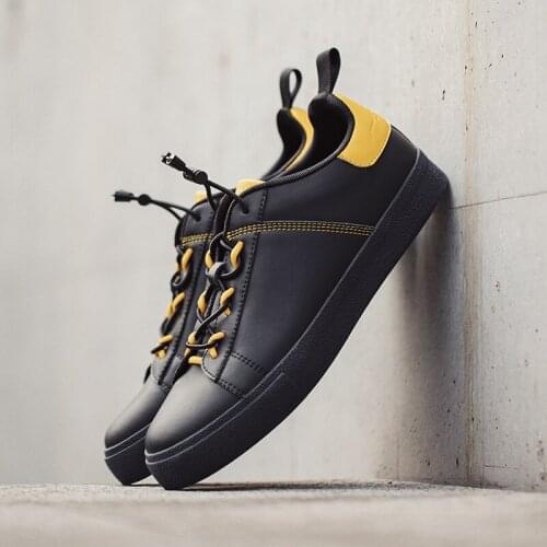 Maden Mens Microfiber Leather Board Shoes New 2021 Light Cross-tied Casual Round Toe Flat Black Plate Shoe Outdoor Sneakers