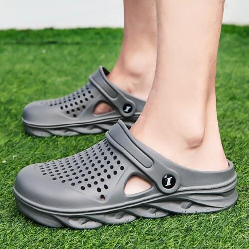 PUPUDA Summer Men Slippers New Garden Shoes Men Non-Slip Casual Sandals Men Good Quality Beach Shoes Male Sandals 2021