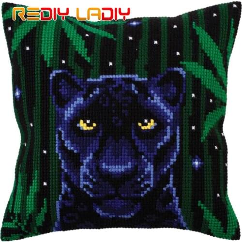 Cross Stitch Cushion Night Jungle Leopard Needlepoint Kits Pre-Printed Canvas Thick Yarn Cross-stitch Pillow Case Art and Crafts