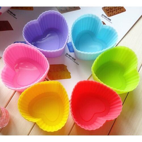 12pcs/lot 7.2cm Muffin Cupcake Silicone Cups Love Heart For Muffin Cupcake DIY Baking Fondant Muffin Cake Cups Molds D682