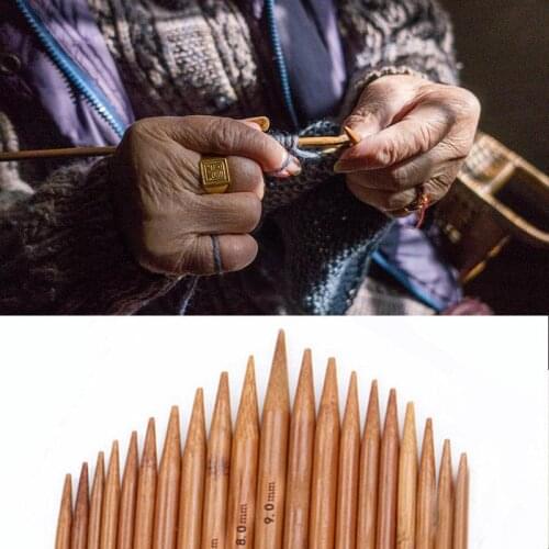 2/4PCS/Lot 25cm Straight Knitting Needles Carbonized Bamboo Crochet Hooks DIY Weave Knitting Tools Sewing Accessories