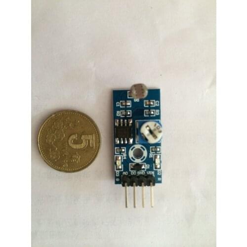 Solar 12V light switch module / no light on adjustable brightness threshold output Ao Do signal
