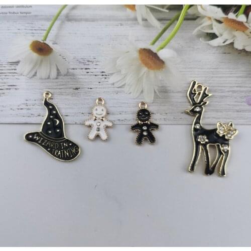 10Pcs Xmas Rhinestone Deer Enamel Charms Cookie Child Magic Hat Pendant Jewelry Accessories Bracelet Necklace DIY Alloy Fitting