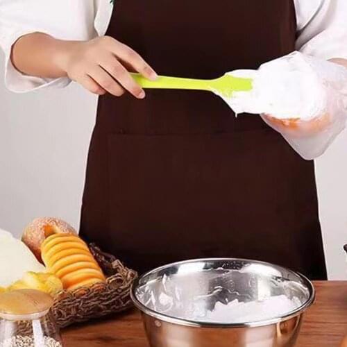 Cream Scraper Heat-resistant Non-Slip Kitchen Utensils BPA-Free Silicone Scraper with Handle for Kitchen