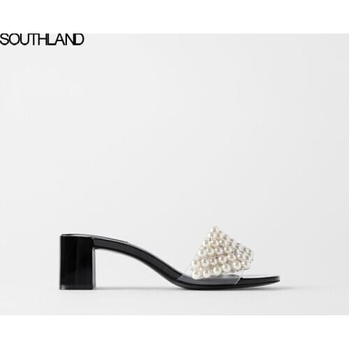 SOUTHLAND Summer slippers women fashion pearl slippers beach shoes womens simple slippers slippers outside chic new