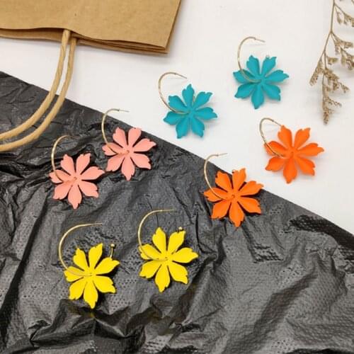 Korean Edition New Summer Fresh Girl Heart Flower Earrings Color Holiday Wind Web Celebrity Petal Ring Jewelry