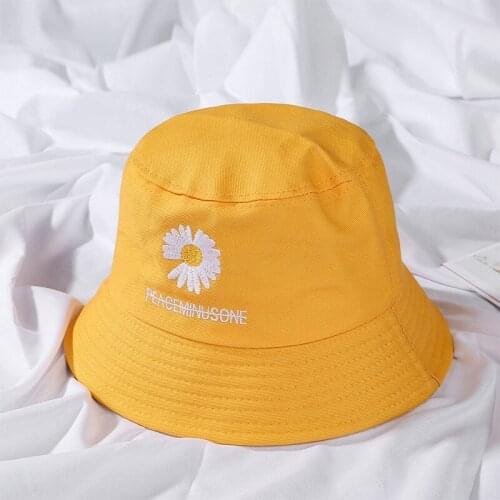 1PC Hot 2020 Spring Women Bucket Fishing Hats Sunscreen Sun Cap Little Daisies Double-sided Wear Spring Lady Fisherman Hat