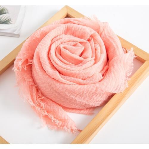 New fashion cotton and linen scarves Solid color crumpled short-hair Muslim headscarves Shawl manufacturers custom wholesale