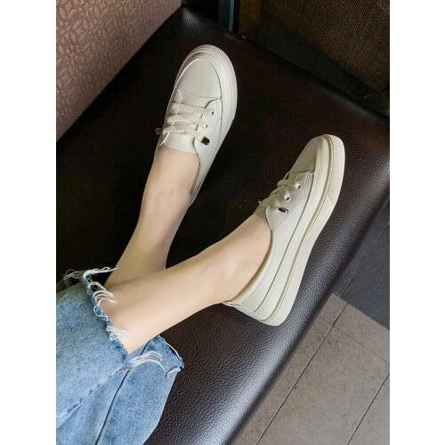 Little white shoes 2021 new female Hong Kong style British all-match flat shoes with a pedal hot college style