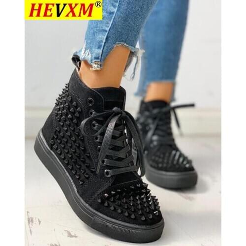 Rivets Shoes Woman Couple Ankle Boots Flat Heel Platform Boots Women Big Size 44 Waterproof Motorcycle Boots Men & Women