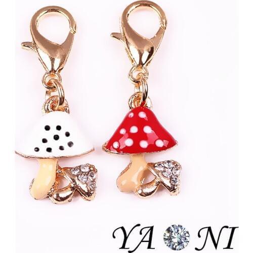 20pcs/lot Free Shipping Enamel Red Lucky Mushroom Charms Pendants For Memory Living Glass Locket