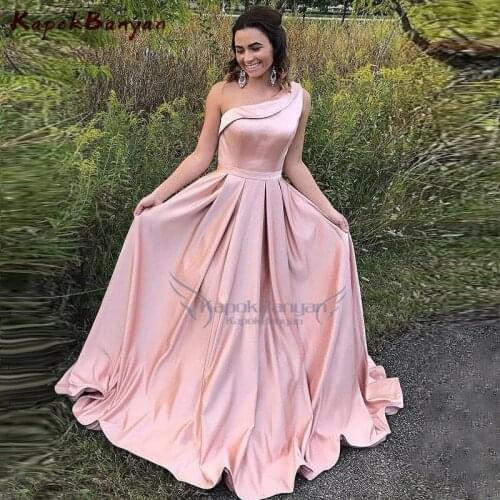 Simple Satin One-shoulder Prom Dress with Pockets A-line Sweep Train Formal Evening Gown