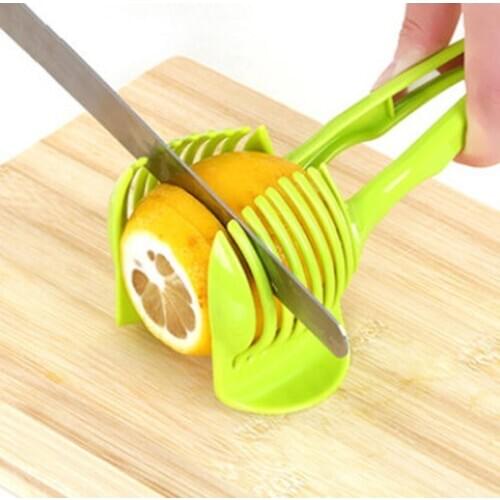 1PC Plastic Green Manual Slicers Tomato Slicer Fruits Cutter Tomato Lemon Cutter Assistant Cooking Holder Kitchen Tool