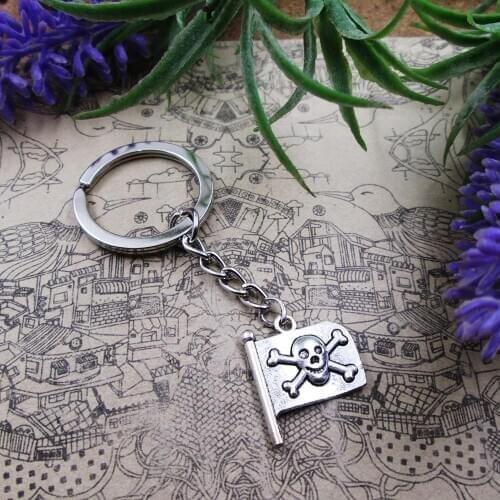 3pcs/Lot Fashion 22*18mm pirate flag 28mm Keyring Metal Chain Silver Color Men Car Gift Keychain