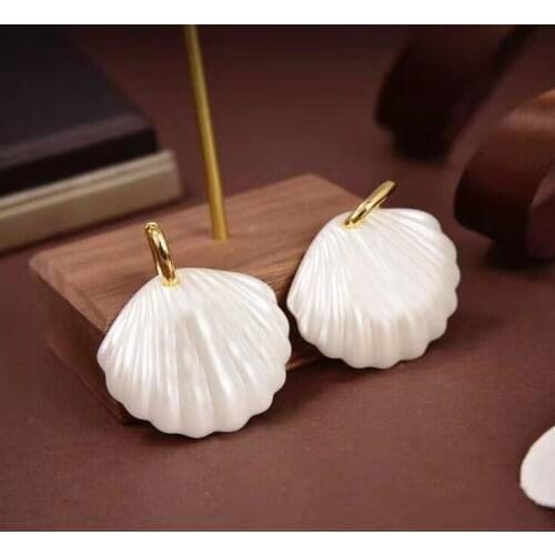 Brand Fashion Pearl Jewelry Gold Color White Shell Earrings Pearl Shell Earrings Tassel Pearls Design Wedding Party Earrings