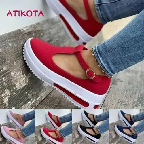 Atikota Shoes With Medium Heels