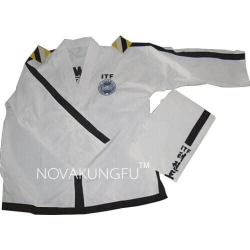 ITF Taekwondo four-stage normal uniform is presented with 4-6 epaulettes, and 1-3 stage deputy normal uniform