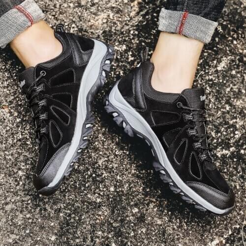 Men Hiking Shoes Sneakers Women Boots Lovers' Leather Waterproof Sneakers Youth Plus-size Mountain Climbing Shoe Skid Resistance