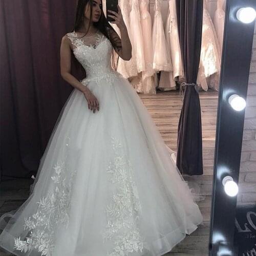 Elegant Ball Gown Wedding Dresses Vestido De Noiva Cap Sleeve Sequin Applique Tulle Wedding Bridal Gowns Back Zip With Buttons