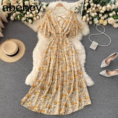 Women Bohemian Blackless Floral Dress Sweet Flying sleeve V Neck A-line Dresses Summer Fashion Streetwear Print Midi Dress