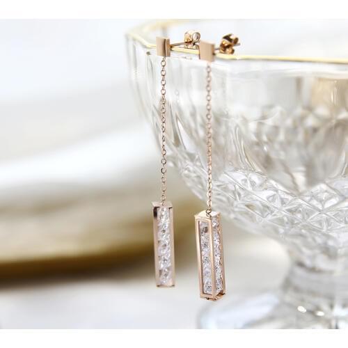 YUN RUO 2018 Fashion AAA Zircon Tassel Stud Earring Woman Rose Gold Color Titanium Steel Jewelry Girl Birthday Gift Never Fade
