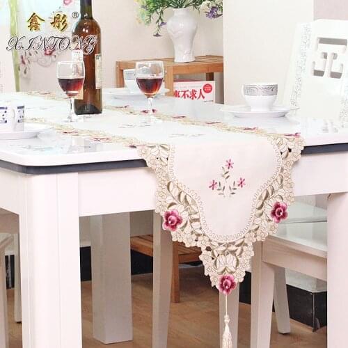 European Pastoral brief table runner dining table flags embroidered TV cabinet cover for wedding decoration dustproof