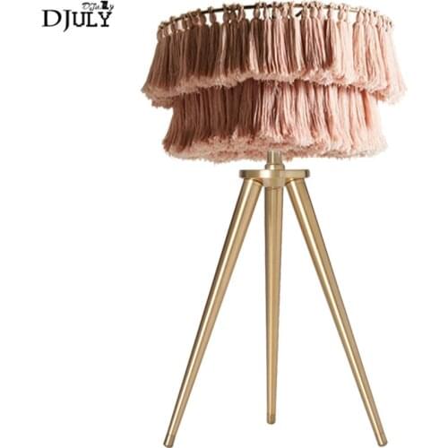 Nordic tassel design fabric table lamp for bedroom living room study romantic wedding desk lamps home deco led standing light