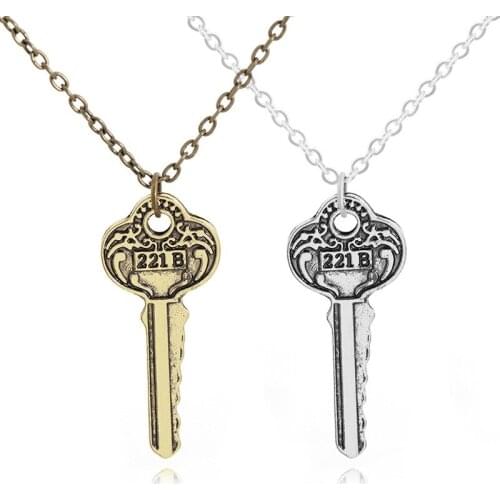 Lucky Film And Television Character Logo Key Mens Retro Pendant Necklace Love Woman Mother Girl Gift Wedding blessing Jewelry
