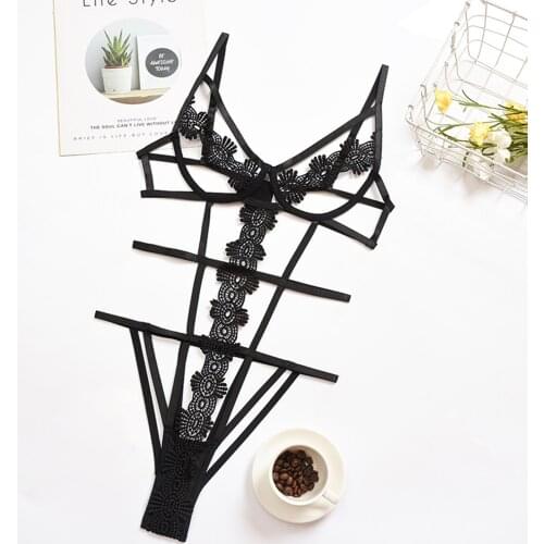 Ladies Sexy Strap Lingerie Set Temptation Lace Bra Thong Suits Sexy Backless Underwear Nightwear Set bielizna damska белье женск